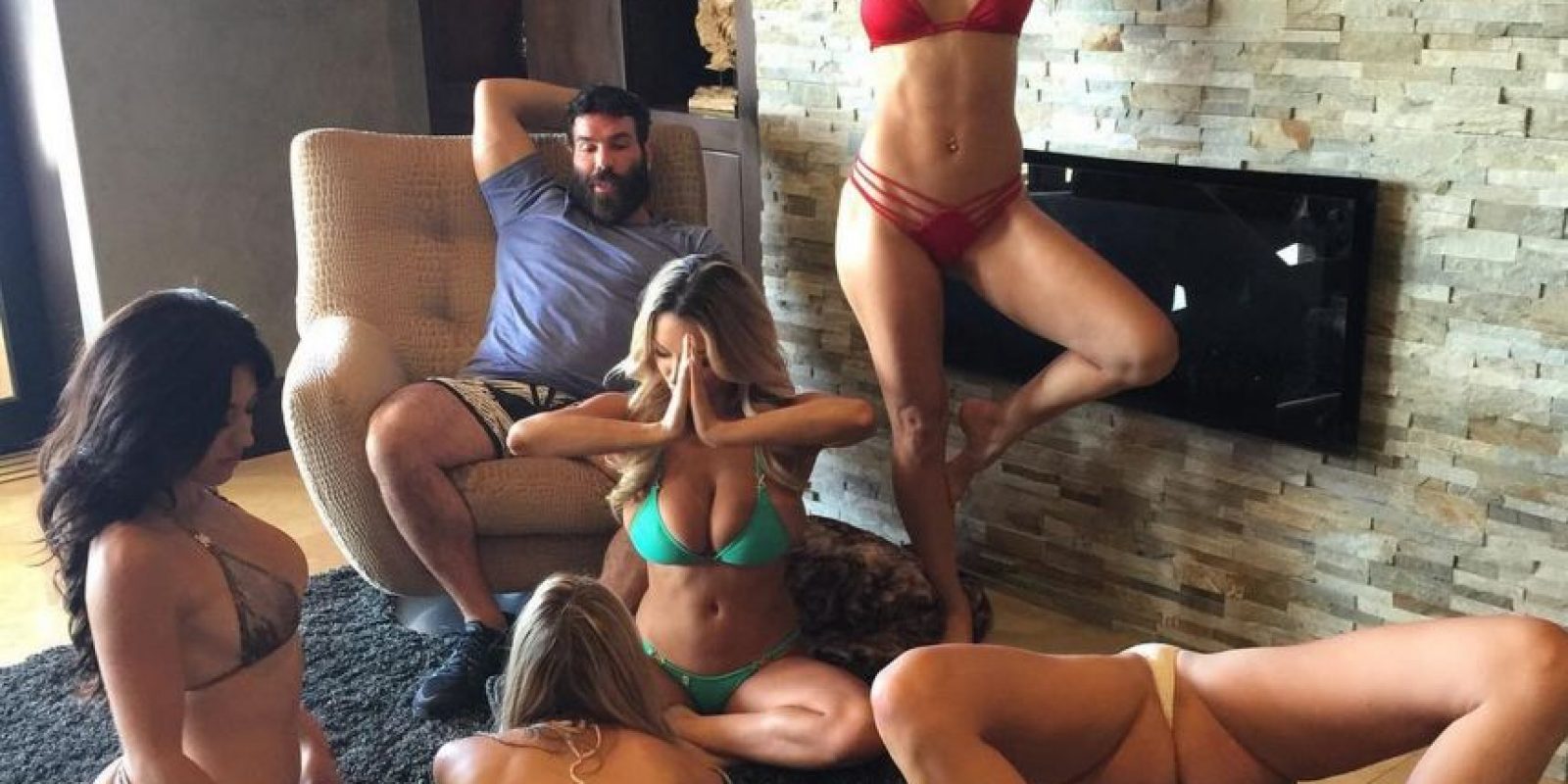 Dan Bilzerian Blowjob